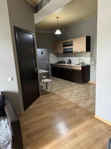 Cozy Rental Near Metro
