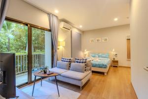 2BR Pool Condo by Rawai Beach title rawai C241
