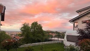 Campervan romantic getaway in Old Town Brasov