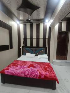 Shri Hari Lodge