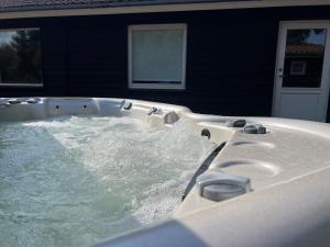 Newly Renovated Holiday Home With Outdoor Spa