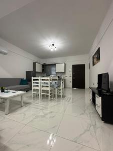Taku apartment