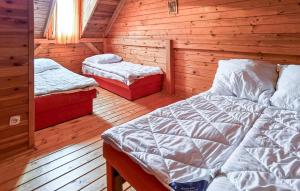 2 Bedroom Amazing Home In Wicie