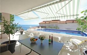 Lovely Apartment In Brela With Wifi