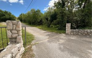 2 Bedroom Awesome Home In Jadranovo