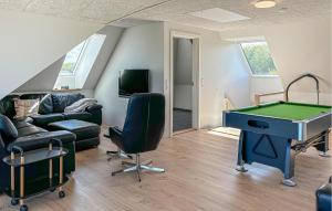 Awesome Home In Spøttrup With Wifi