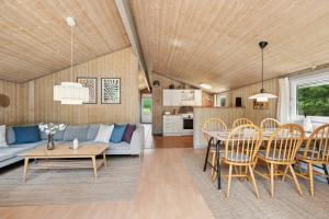 Holiday Charm And Comfort In Jegum Ferieland