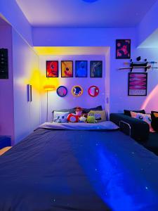 Moodscape at Azure North Cozy Bauhaus & Retro themed room