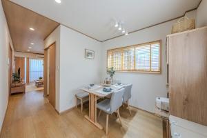 Nikyo Fuji 2 minutes to the station villa in Osaka