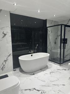 Elite Luxury Apartment Patong