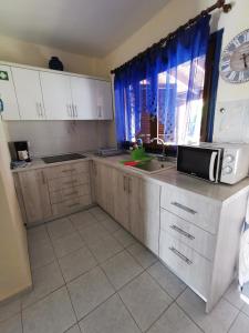 Orange_Blue_Aparment №1