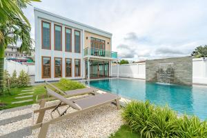 Brand-New Luxury Villa Stunning Retreat V154
