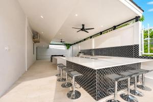 Luxury 4BR Villa Private Pool Gym Bar & BBQ V343