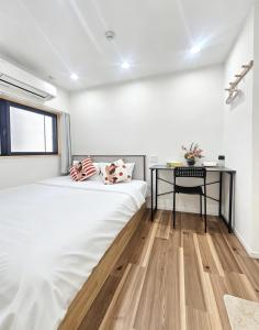 浅草花日美居 Asakusa Hanahi 305 Queen Bed Room, 4 min walk to Asakusa Temple, direct subway access to Narita and Haneda Airport