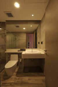 LangX Ecopark Sky Forest - Lilac Apartment