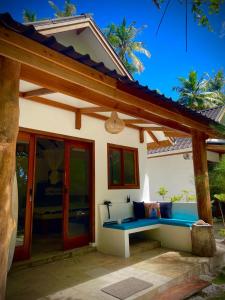 Samudra Villas 2 Lances Right