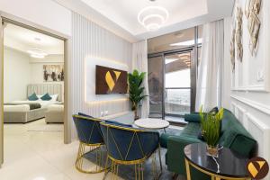 Vogue Vacation Homes, Business Bay Aykon City Tower Close to Downtown Burj Khalifa and Dubai Mall, Walkable Distance to Metro Station, Two Bedroom Apartment with Large Balcony and City View, Access toAmenities
