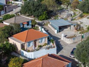 Evas Family Cottage in Makryotika Village!