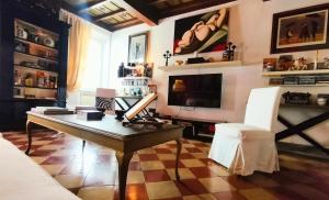 Casa Frida - A lovely view on ancient court