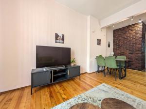 A gem in the heart of Sofia 1BDR str Slavyanska by Flat Managеr