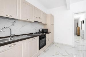 Nahara 10 Min to Beach Central Stay