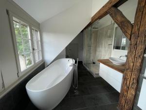 Maisonette mit See und Schlosssicht