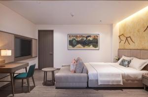 Reviah Hotel