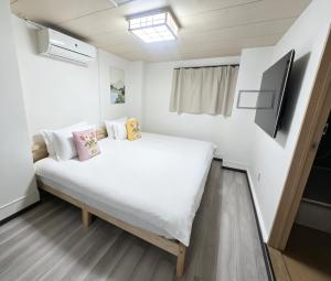 浅草小胎楼 Asakusa Hanahi, Small Tire, 1st Floor, 4-Minute Walk to Asakusa Temple, Direct Subway Access to Narita and Haneda Airports, Private Room