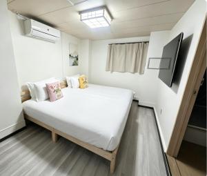 浅草小胎一楼 Asakusa Hanahi, Small Tire, 1st Floor, 4-Minute Walk to Asakusa Temple, Direct Subway Access to Narita and Haneda Airports, Private Room