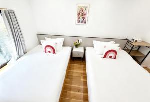 浅草花日美居 Asakusa Hanabi 303 Twin Bedroom 4 min walk to Senso-ji Temple Direct access to Narita Haneda Airport Hosts listings areat the same address