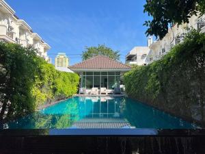 Entire 3Bedroom Townhome, shared swimming pool in Sukhumvit, 2904