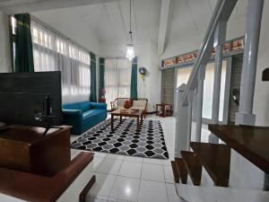 MY PISITA ANYER - villa pisita raya no 5
