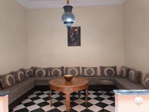 Riad hassan