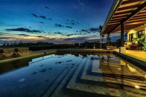 Villa Mangostán - Luxury Ocean-View Villa & Pool