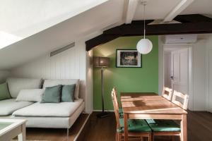 Mansarda Verde by Quokka 360 - Cozy Attic Apartment with Lake View