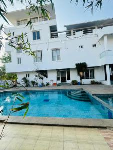 Velora Villa Mahabs