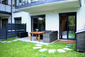 Apartment 5