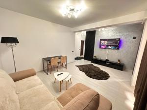 RC RelaxApart 613