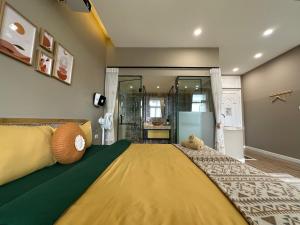 The Urbanist - Saigon MidCentury Home