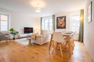 Modern Apartment in Central Basel near Rhine - Special TOP LUX 12 Apartment, up to 2 guests