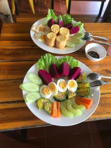 Homestay field - bungalow, Ha giang loop tour, motorbikes rental