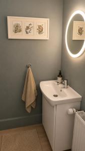 Grindavik Guesthouse self check in & out