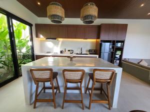Anjani 2BR Villa with Rice Field View