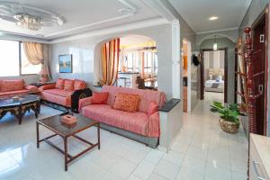 Panoramic Sea & City View, 3 Bedrooms