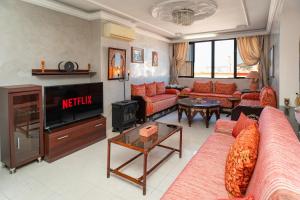 Panoramic Sea & City View, 3 Bedrooms