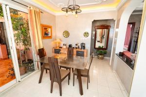 Panoramic Sea & City View, 3 Bedrooms