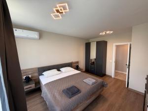 Modern Apartment near Metro & NBU