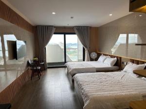 Căn hộ nghỉ dưỡng KS Lazur Cửa Lò, Tầng cao - view biển - bể bơi vô cực