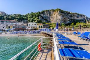 Hotel Baia Di Puolo
