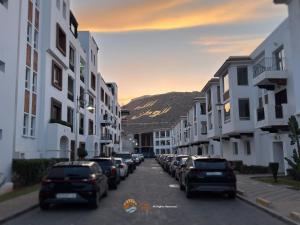 FullStay Marina Apartments - Breakfast Included, Free Parking, Pool and Beach Access